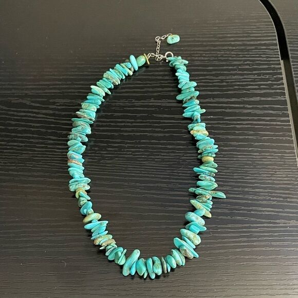 Turquoise Necklace~  Strand of Beautiful Vivid Slab & Tumbled Nugget Beads - Picture 7 of 9